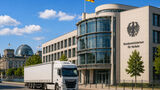 Im Bundesverkehrsministerium in Berlin kommt es zum Wechsel: Steffen Bilger kommt als Ersatz für Patrick Schnieder, der seinen Minister-Platz räumt.