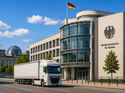 Im Bundesverkehrsministerium in Berlin kommt es zum Wechsel: Steffen Bilger kommt als Ersatz für Patrick Schnieder, der seinen Minister-Platz räumt.