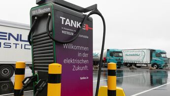 In Brilon wird von Witteler Automobile und TankE ein neuer Ladepark für Lkw, Transporter und Pkw realisiert.