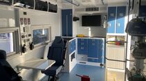 Innenraum des DAF XD von der Berufsrettung Wien