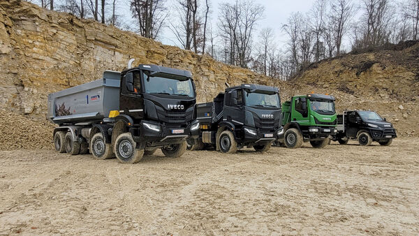 Iveco Kundencenter Ulm, Testgelände Markbronn, Schotterwerk Eduard Merkle GmbH, Präsentation aktuelles Baufahrzeugprogramm aus S-Way, X-Way und T-Way. FF 3/2023