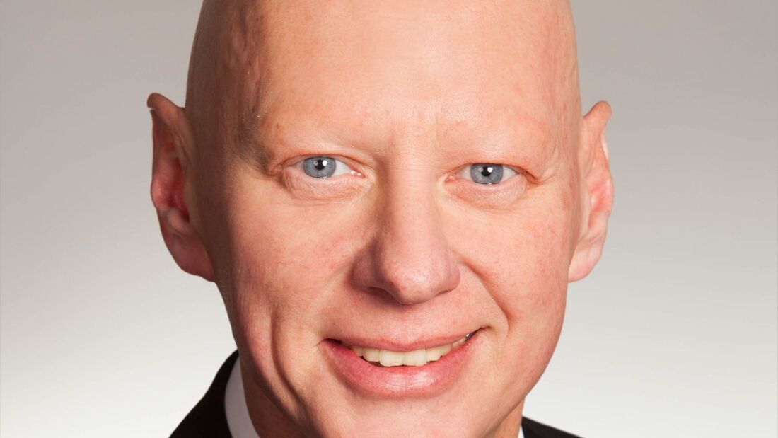 Jochen Dimter, Daimler Vertriebschef