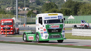 Jochen Hahn fuehrt nach dem ersten Rennen in Misano die Tabelle an - mit 44 Zaehlern. 