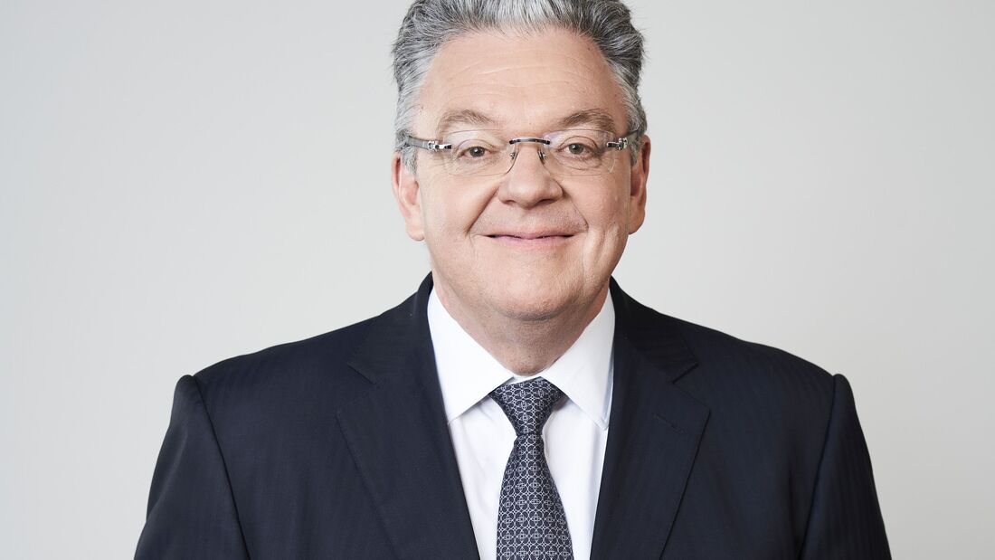 John Pearson, Deutsche Post DHL