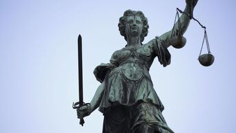 Justitia, Statue, Recht, BGH
