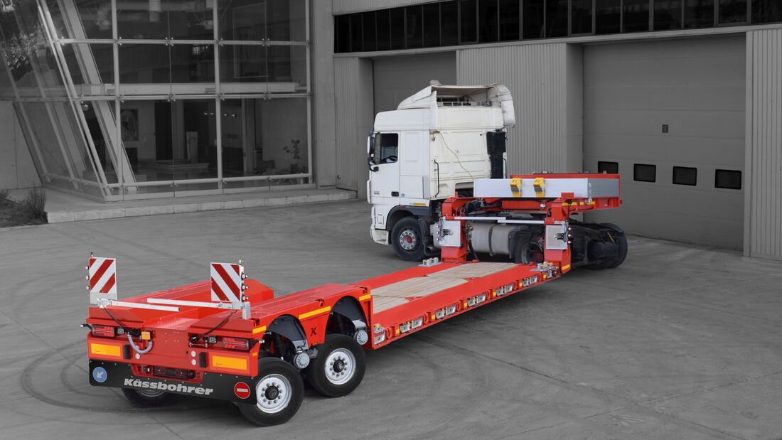 Kässbohrer stellt mit dem K.SLL P einen neuen Tieflader vor, der auf Flexibilität und Wendigkeit setzt.