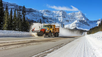 Kanada Northwest Territories NWT Alberta Winter Ice-Roads Ice-Road-Truckers Trucker Trucks Hauber Abenteuer Peterbilt Volvo Western Star 2020