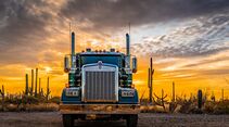 Kenworth W900 Legacy Edition 2025
