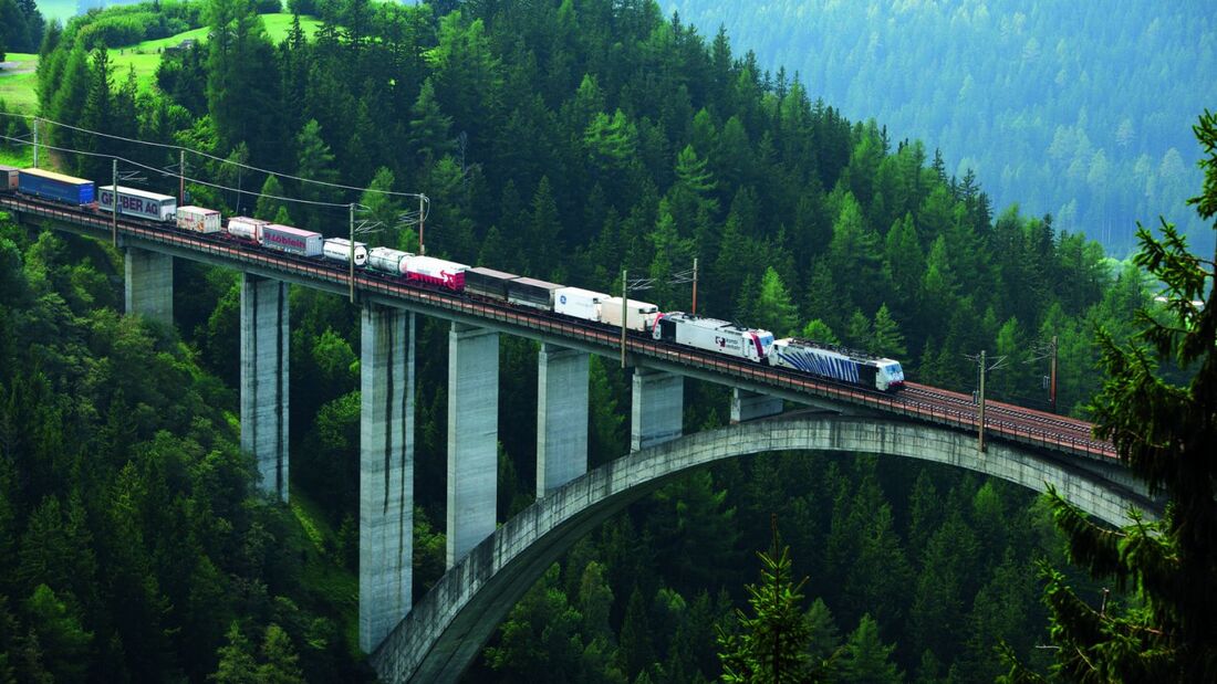 Kombiverkehr, Brennersperre, Brenner