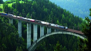 Kombiverkehr, Brennersperre, Brenner