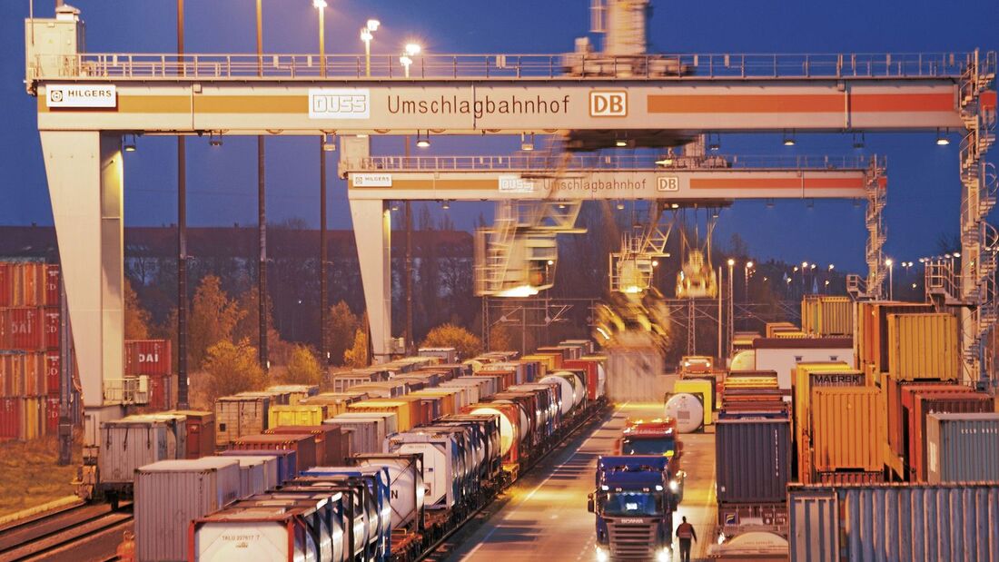 Kombiverkehr, Nacht