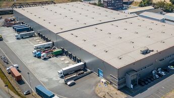 Kontraktlogistiker TST am Duisburger Hafen