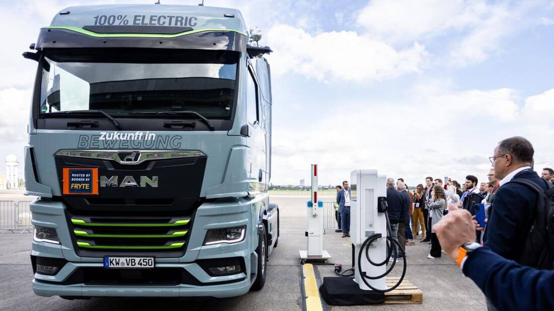 Ladesäule für E-Lkw mit Fryte automatisiert buchen