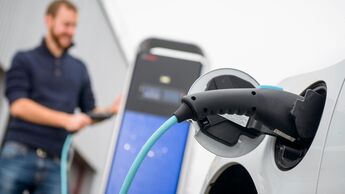 Ladesäule laden e-auto elektromobilität