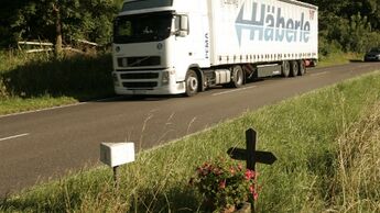 Landstraße birgt hohe Todesgefahr