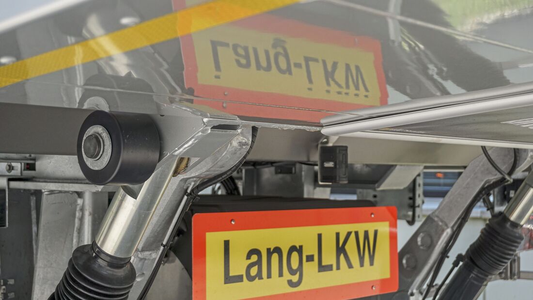 Lang-Lkw, Schild