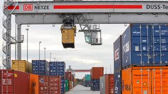 Lang-Lkw