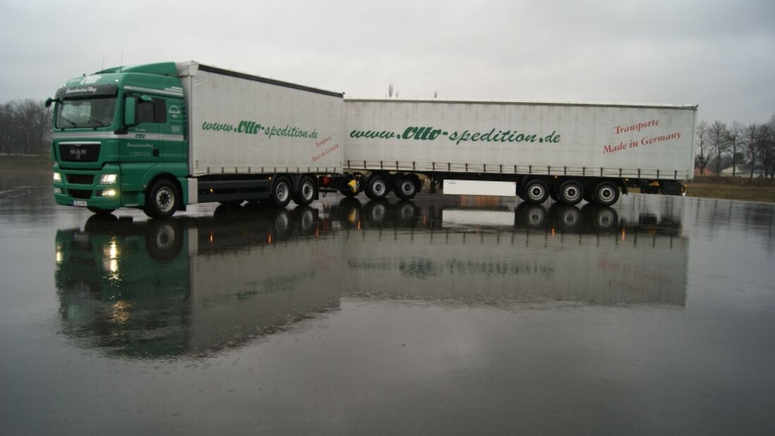 Lang-Lkw im Berufsbildungszentrum Nordhausen