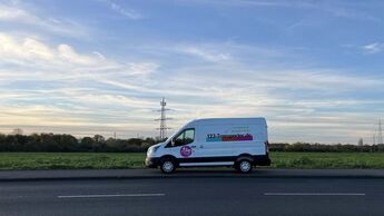 Leichtes Nutzfahrzeug von 123-Transporter fürs Car-Sharing