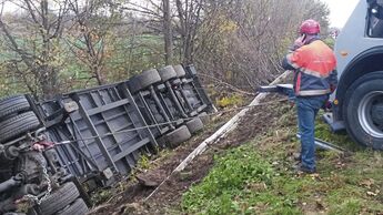 Lkw-Abschleppen, Unfall, Lkw-Unfall