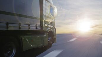 Lkw, Corona, Sonnenaufgang