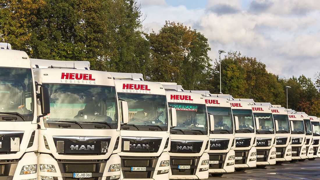 Lkw-Flotte von Heuel Logistics