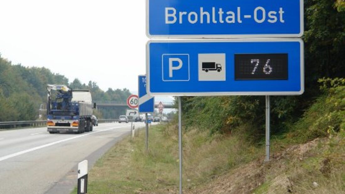 Lkw-Parkleitsystem an der A 61