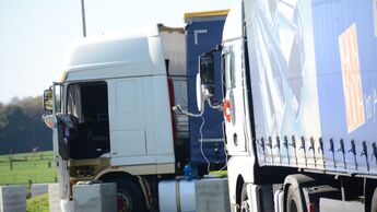 Lkw,Ruhezeit, Pause, Parkplatz