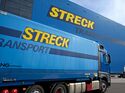 Lkw und Halle von Streck Transport