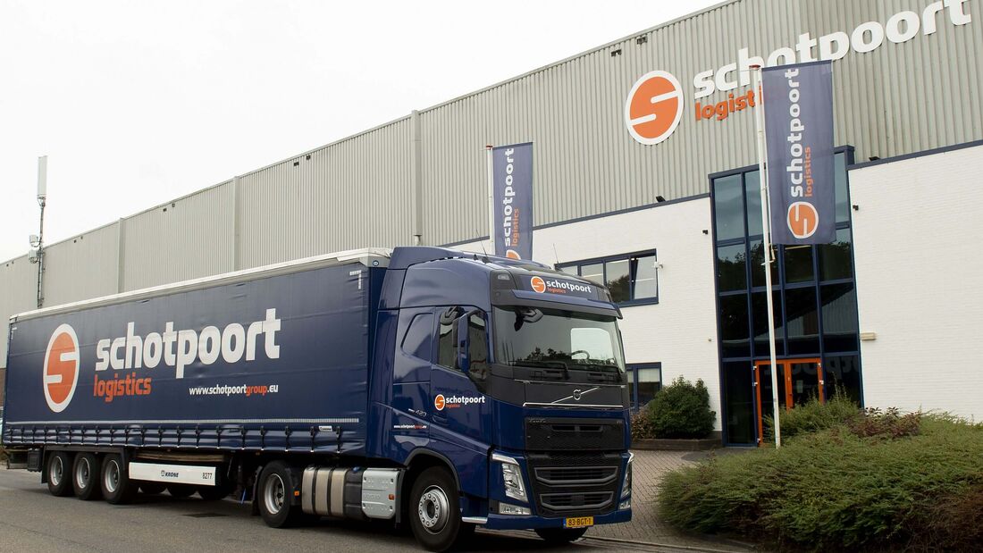 Lkw vor Niederlassung von Schotpoort Logistics