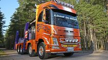 Load with Style. Holzlaster mit Ladekran, Supertruck FF 4/2018. Schweden, Volvo FH.