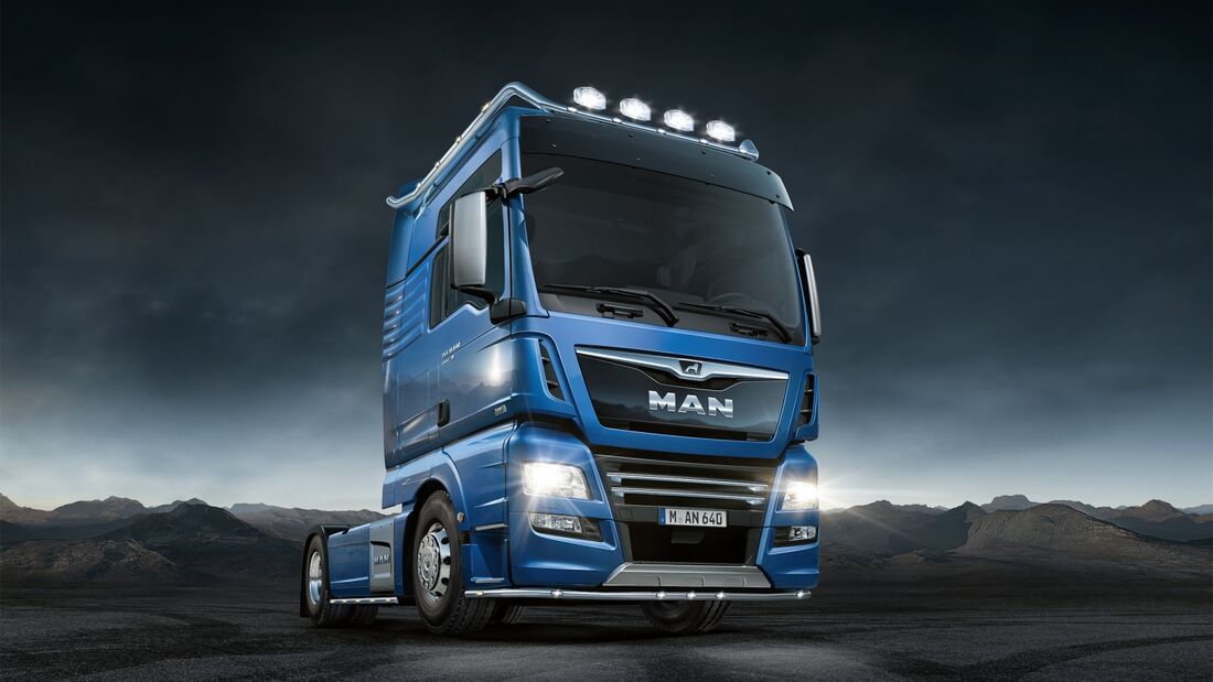 MAN IAA