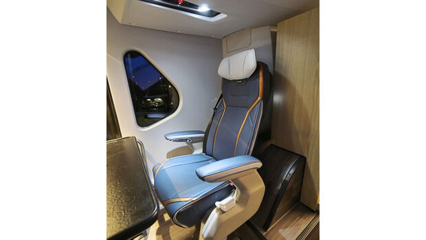 MAN Neoplan Kiel Tech Seats 2021