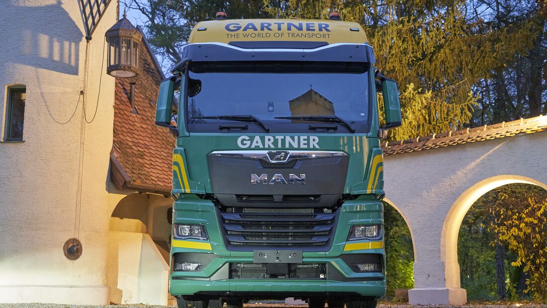 MAN feiert Großauftrag 500 neue Lkw für Gartner eurotransport