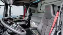 MAN TGX Individual Lion S