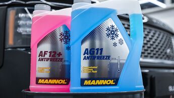 MANNOL empfiehlt vor Urlaubsfahrten die Kontrolle von Kühlmittel, Motoröl und Bremsflüssigkeit.