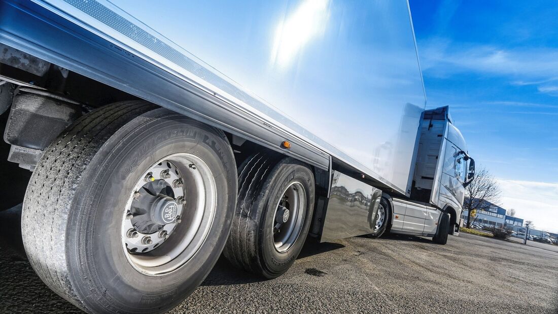 MICHELIN SOLUTIONS POUR Lâ€™OFFRE EFFITRAILER 2015