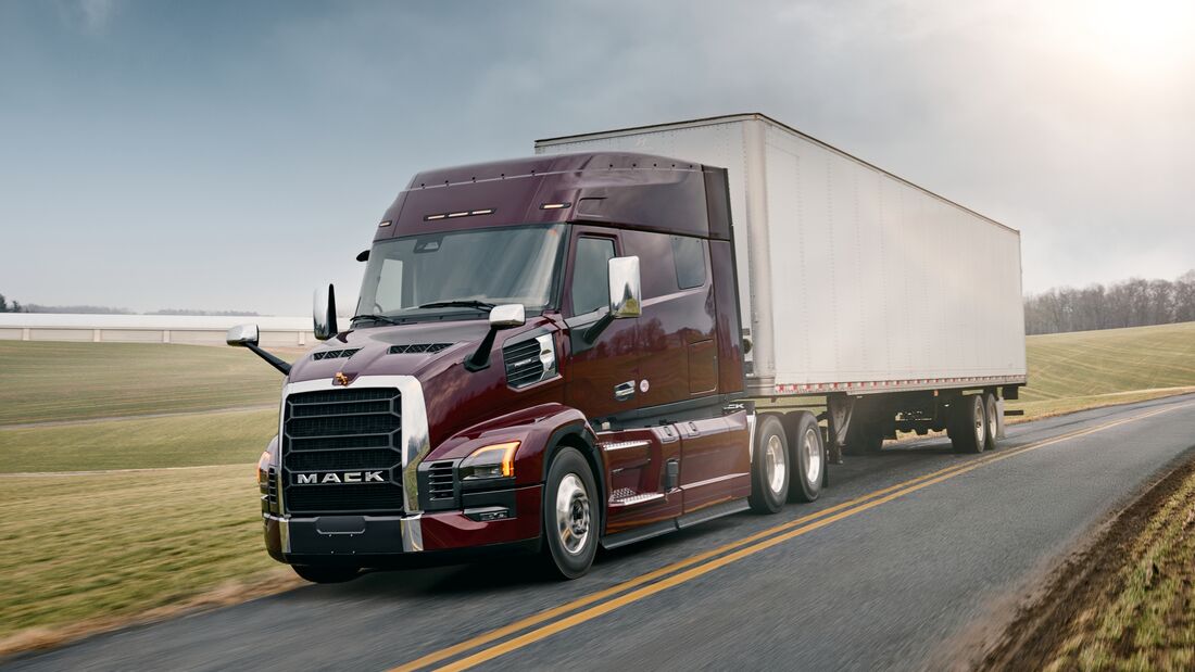 Mack Trucks Pioneer 2025