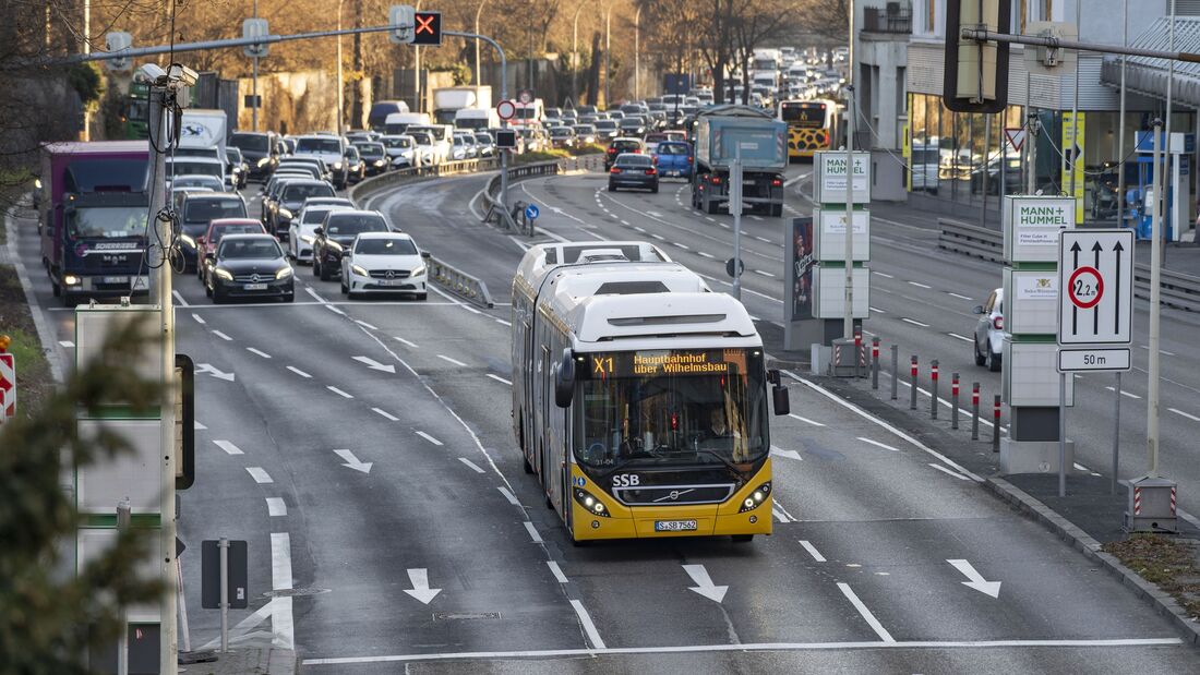 Mann + Hummel Filter Cube III  Feinstaubfresser, Verkehr, Stau, X1-Bus