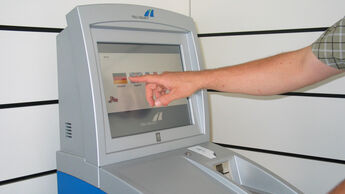 Mautterminal