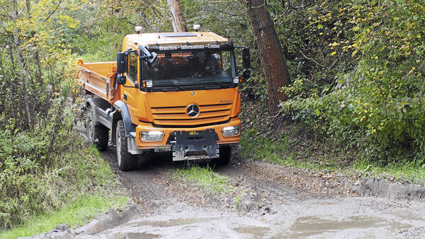 Mercedes 1324 ak bauma
