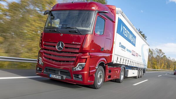 Mercedes-Benz Actros 1845