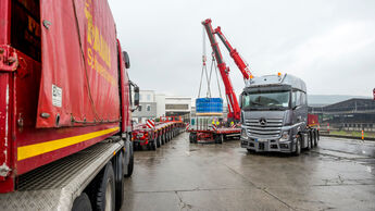 Mercedes-Benz Actros SLT