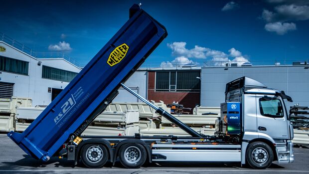 Mercedes-Benz Trucks präsentiert auf der bauma 2022 maßgeschneiderte integrierte Lösungen für den Bauverkehr.