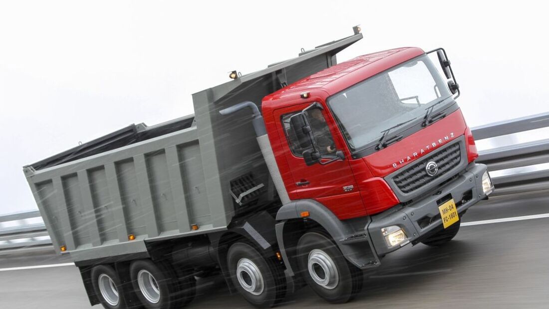 Mercedes-Benz World Truck Global Trucks