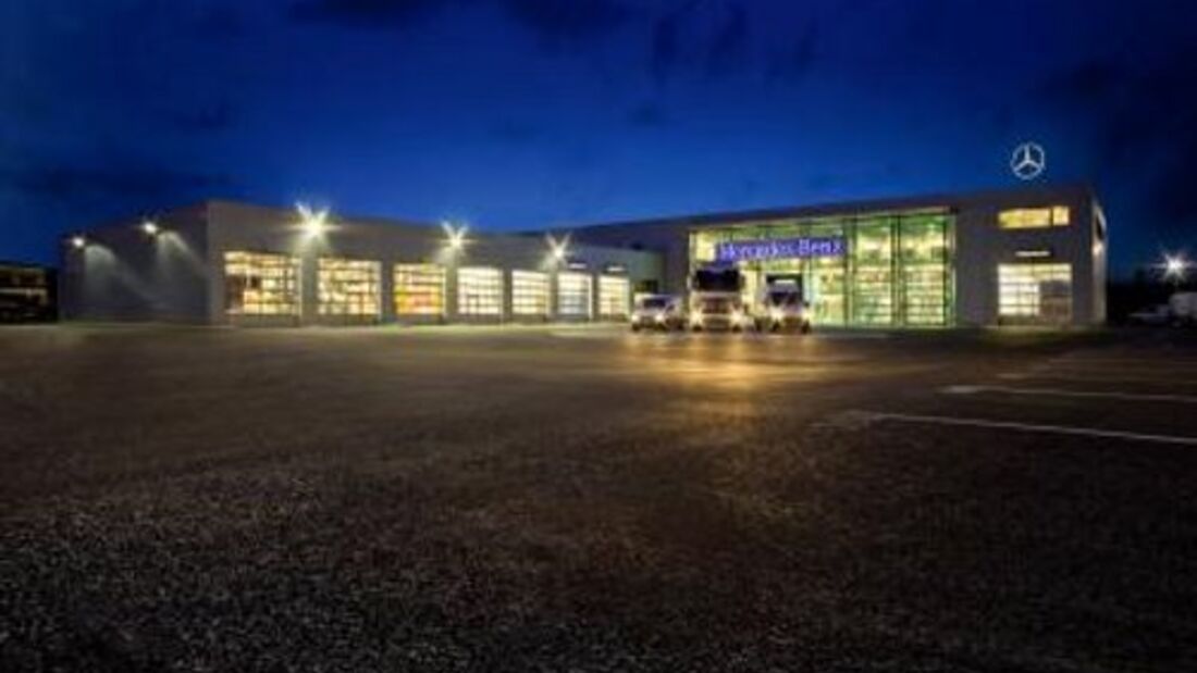 Mercedes-Benz eröffnet Zentrum in Berlin