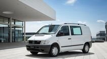 Mercedes-Benz feiert 30 Jahre Vito: Der kompakte Dienstleister für Handwerk, Gewerbe und Handel

Mercedes-Benz celebrates 30 years of Vito: The compact partner for crafts, service and trade