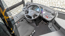 Mercedes Capa-City L, Arbeitsplatz, Cockpit