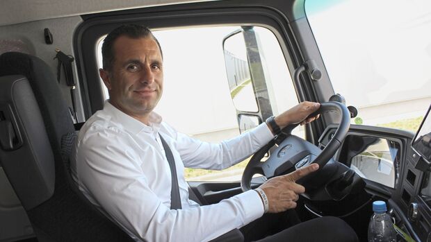 Mercedes eActros Elektro-Lkw Logistik Schmitt 2019