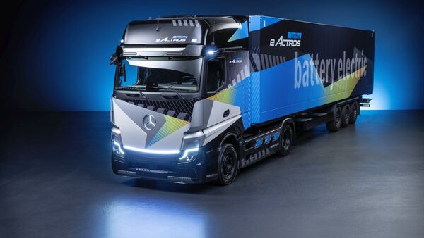 Mercedes eActros LongHaul